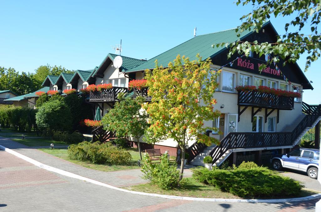 Roza Wiatrow Hotel Wladyslawowo Exterior photo